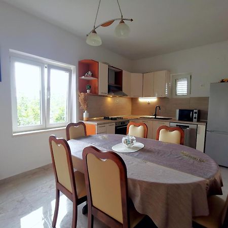 Apartment Ani Слано Екстериор снимка
