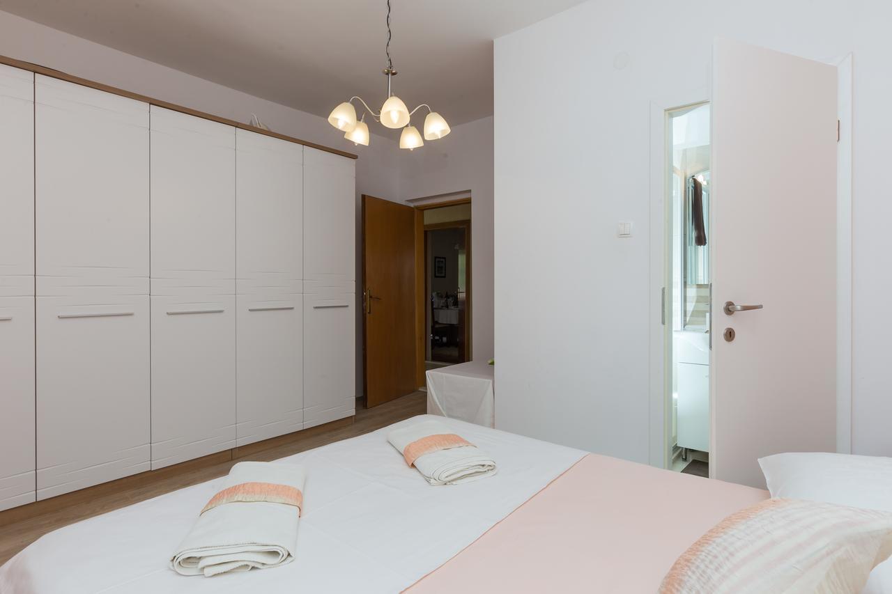 Apartment Ani Слано Екстериор снимка
